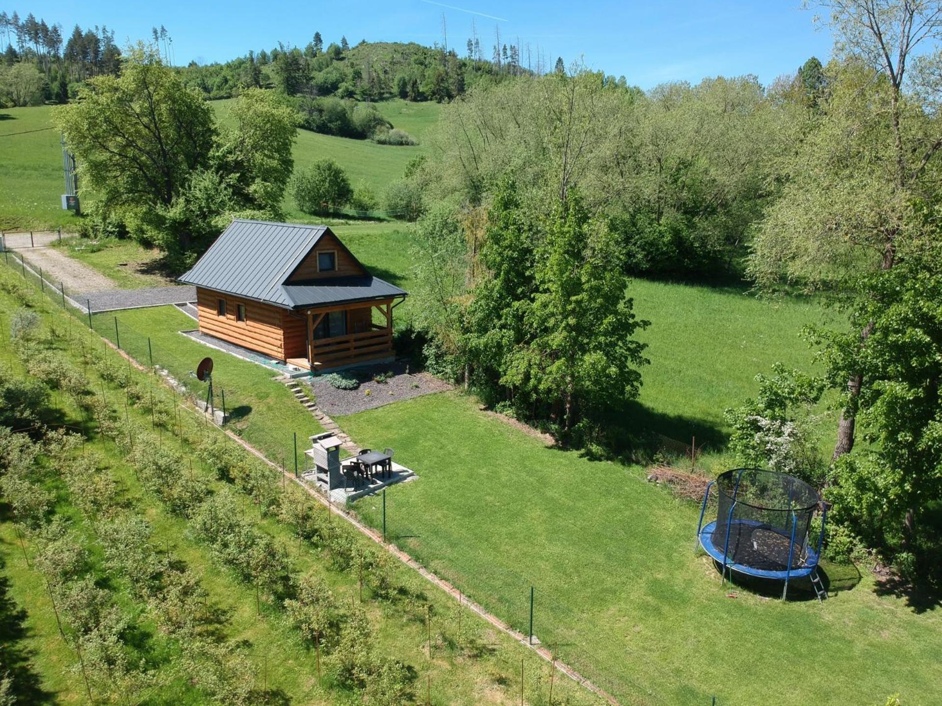 Vilka Cibulka A Chata Cesnacik Ižipovce Buitenkant foto